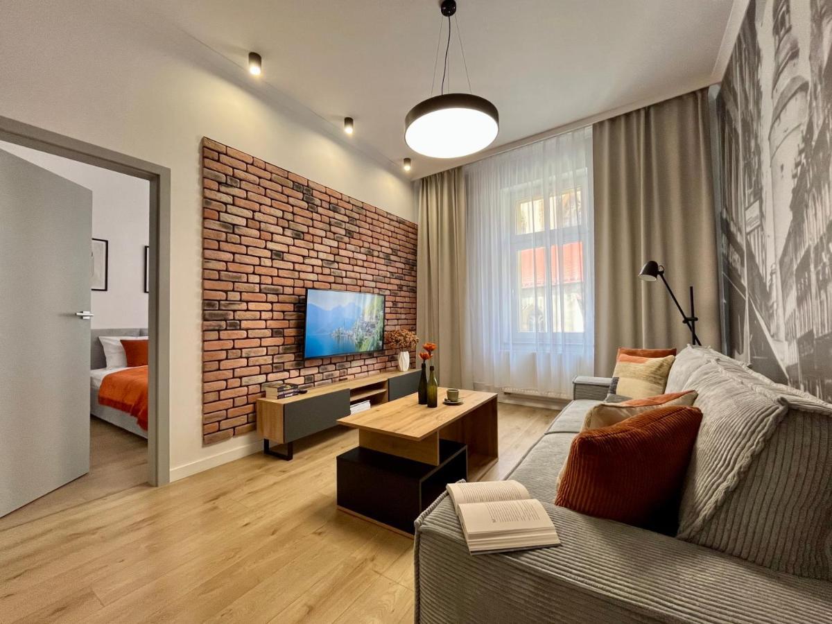 Luna Apartments Jelenia Gora Luaran gambar
