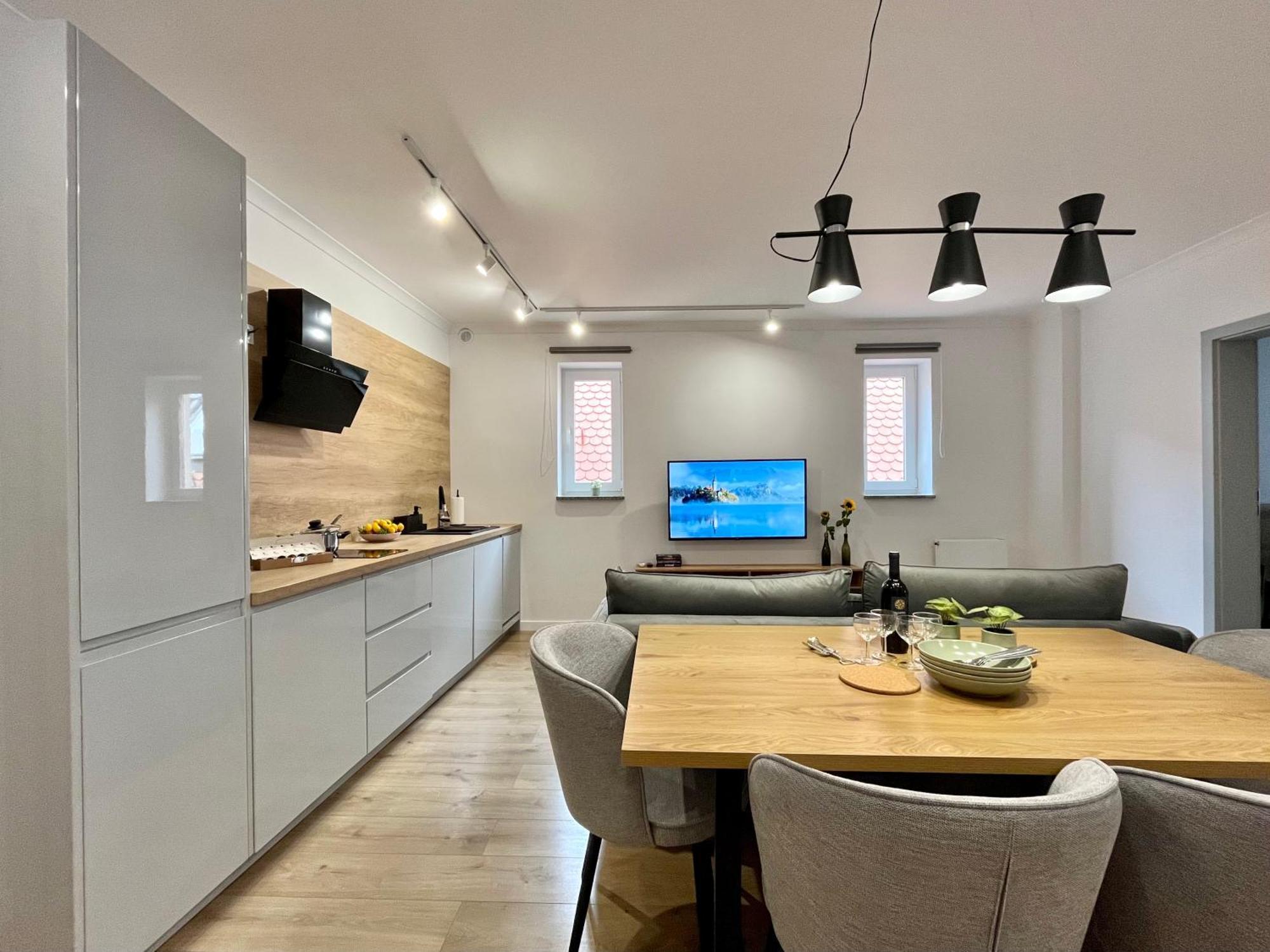 Luna Apartments Jelenia Gora Luaran gambar